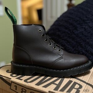 NWOT Solovair Astronaut 6 Eye Derby Boots